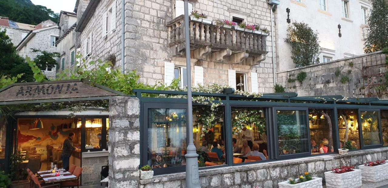 Apartmani Armonia Πέραστ Εξωτερικό φωτογραφία