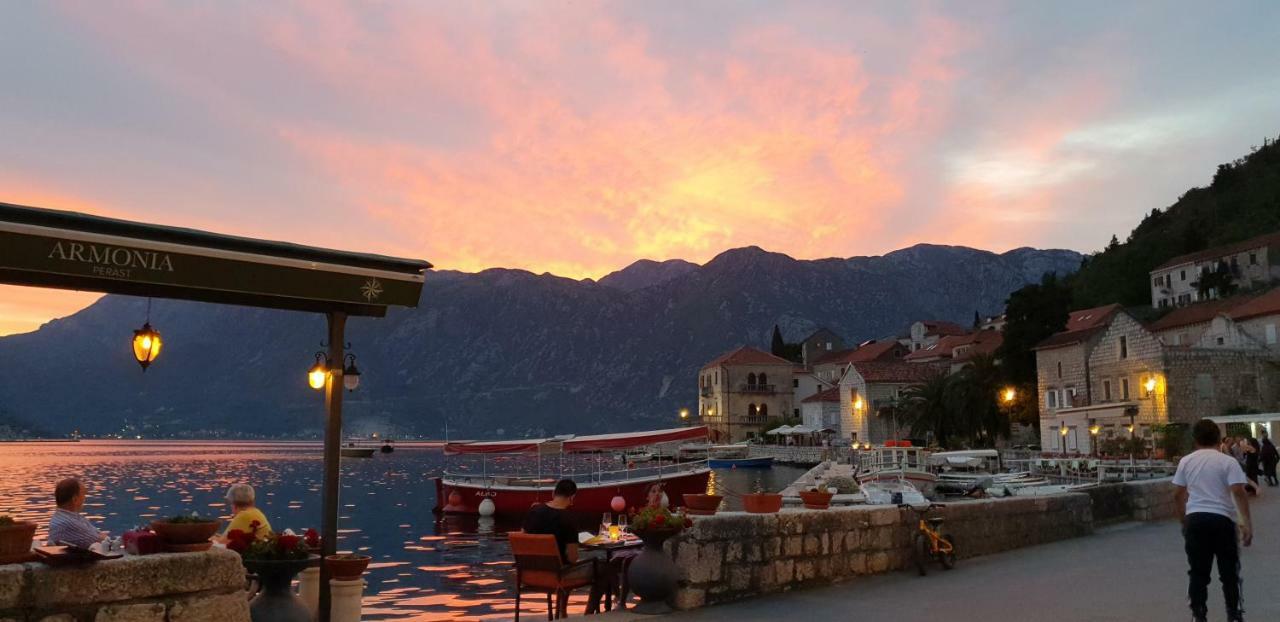 Apartmani Armonia Πέραστ Εξωτερικό φωτογραφία